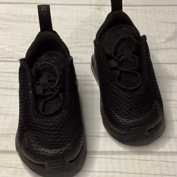 Nike 270 - Picture 1 of 6